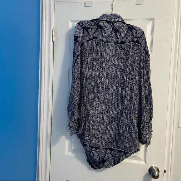 American Eagle Women’s Navy & White Paisley Cocoon Cardigan Kimono Size O/S - Picture 5 of 11